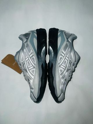 Asics Gel-Kayano Grigie Taglia 42 Nuove