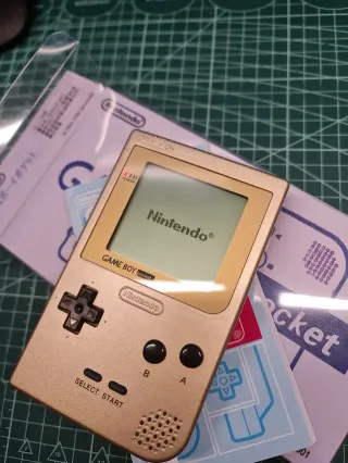 Nintendo Game Boy Pocket Dorada