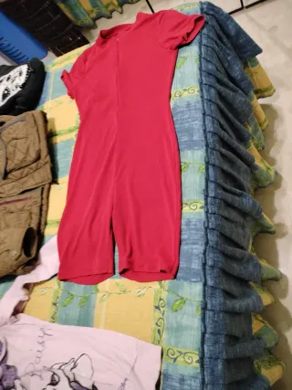 Lote Ropa Mujer Marrón y Rojo