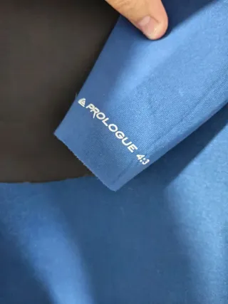 Neopreno Quicksilver y tabla OLAIAN