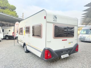 Caravana KNAUS 2 ambientes con aire