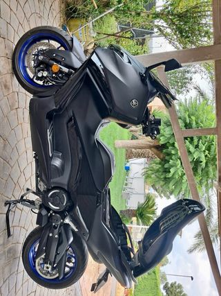 Yamaha TMAX 560 2024