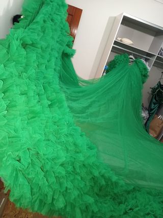 Bata de novia gitana .