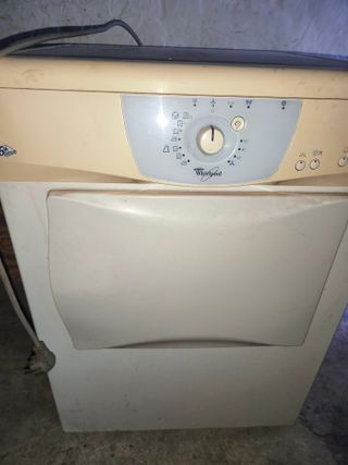 Secadora Whirlpool en buen estado