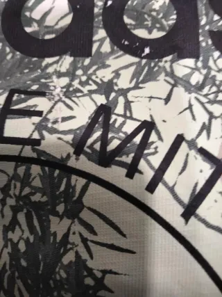 T-shirt Adidas taglia XS