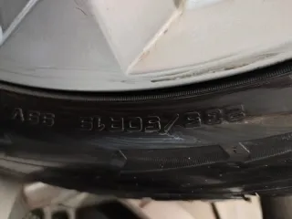 Llantas Audi Q3 2021 235/55/19 99v