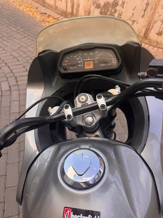 Honda Varadero 125