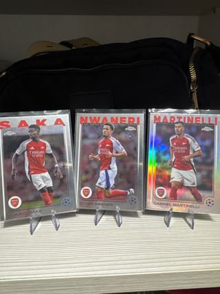 Lote 3 cromos Arsenal Saka, Nwaneri RC, Martinelli