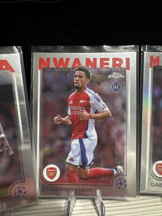 Lote 3 cromos Arsenal Saka, Nwaneri RC, Martinelli