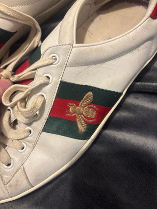 Zapatillas Gucci Blancas con Abeja