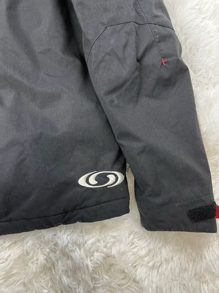 Chaqueta Salomon Talla S Negra y Roja