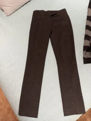PANTALON Y SUETER ZARA