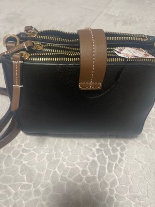 Bolso de mujer negro y marrón