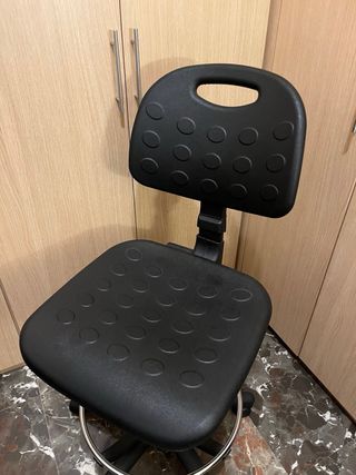 Sedia alta regolabile per bancone