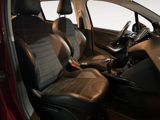 Peugeot 2008 1.2 PureTech 130 Allure S&S