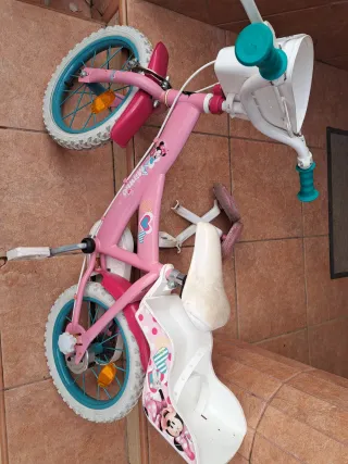 Bicicleta infantil Minnie Mouse rosa 14"