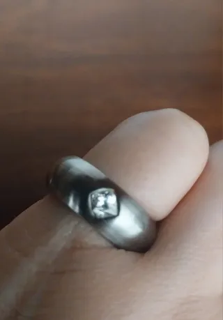 Lote 3 anillos plateados con falsas piedras