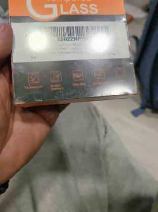 Protettore Schermo QHOHQ per iPhone 16