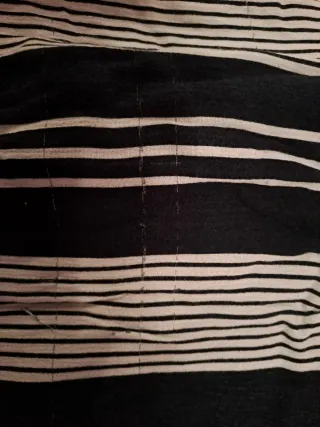 Falda midi rayas blanco y azul marino