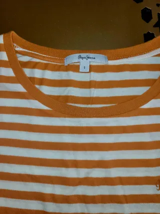 Ropa de mujer: camiseta amarilla y naranja