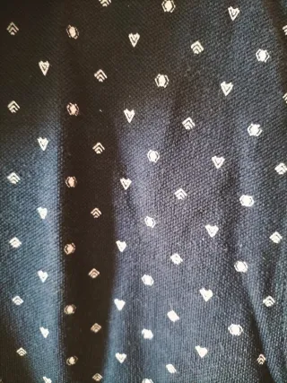 Polo Sfera Estampado Corazones Talla M