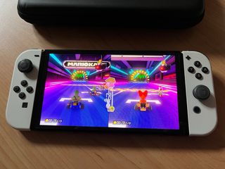 Nintendo Switch OLED + Super Mario Wonder