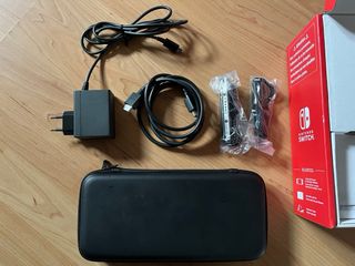 Nintendo Switch OLED + Super Mario Wonder