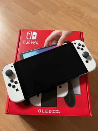 Nintendo Switch OLED + Super Mario Wonder