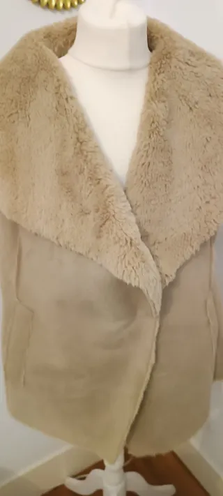 Chaleco Vila pelo beige talla única