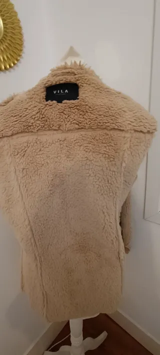 Chaleco Vila pelo beige talla única