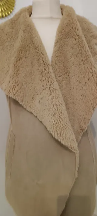 Chaleco Vila pelo beige talla única