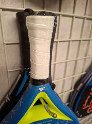 Pala Adidas Padel Drive Azul y Amarillo