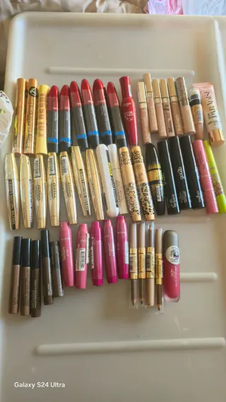 Lote Maquillaje Variado 50 unidades