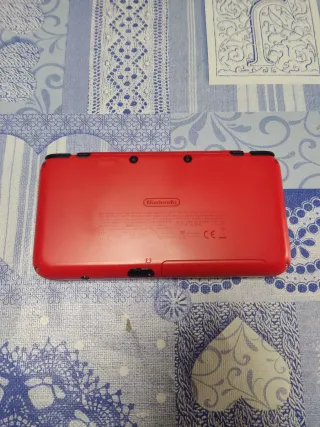 New 2DS XL Pokeball