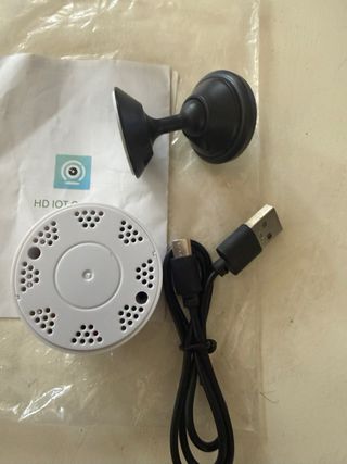 Cámara HD IOT con soporte y cable