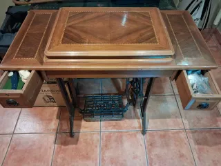 Máquina de coser Sigma antigua