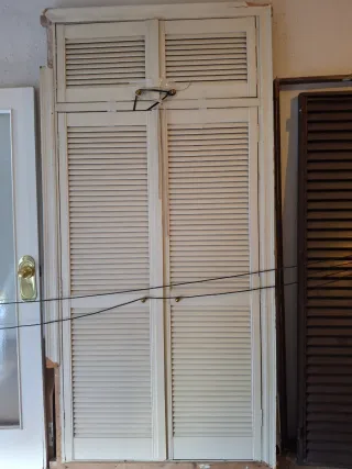 Puerta doble lamas armario empotrado