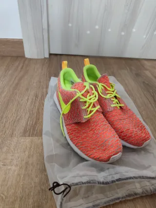 Zapatillas Nike Talla 41 Naranja y Verde