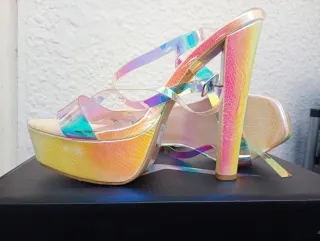 Zapatos de tacón multicolor