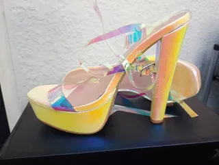 Zapatos de tacón multicolor