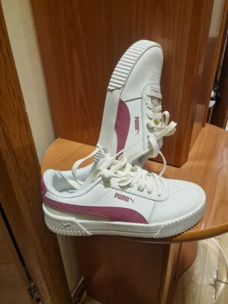 Zapatillas Puma Blancas y Rosas