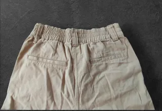 Pantalones cargo beige