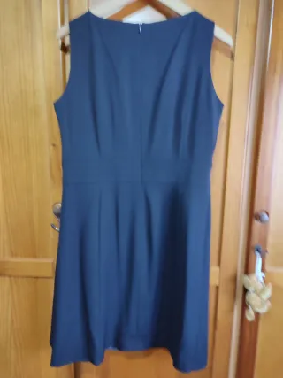 Vestido negro celebraciones. Zendra