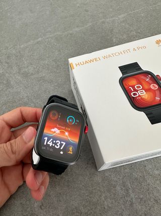 Huawei Watch Fit 4 Pro Negro/Rojo