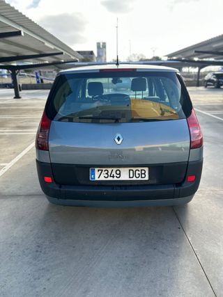 Renault Grand Scenic 2005