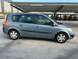 Renault Grand Scenic 2005