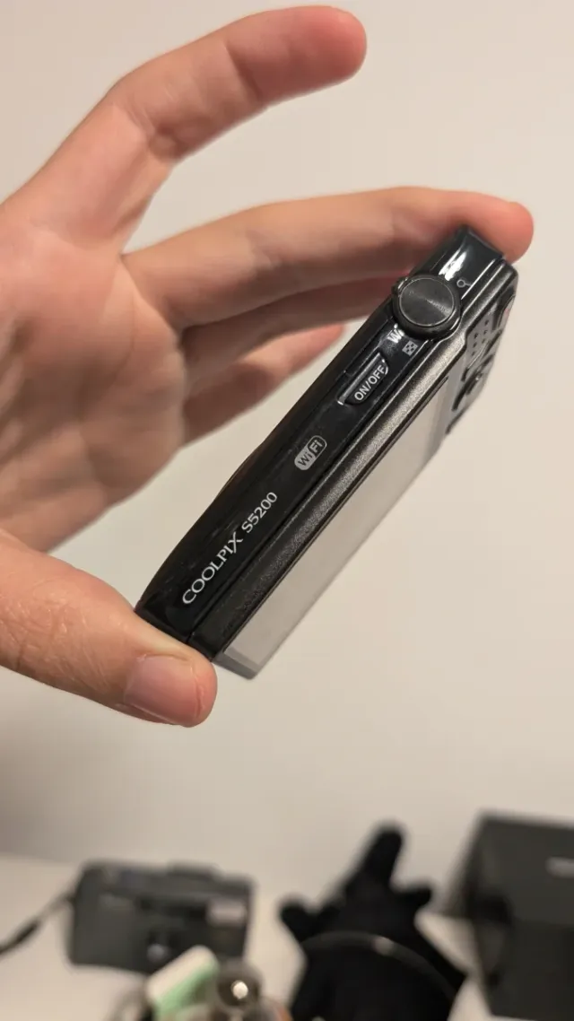 Cámara Nikon Coolpix 16MP Wi-Fi Zoom 6x