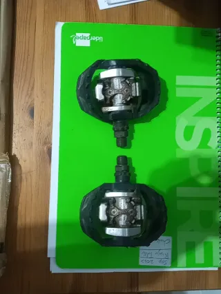 Pedales automáticos Shimano