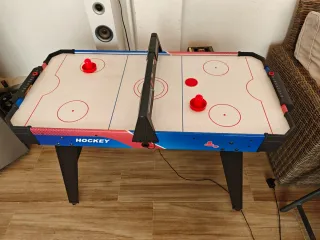 Mesa de Hockey sobre aire. Cable de alimentacion