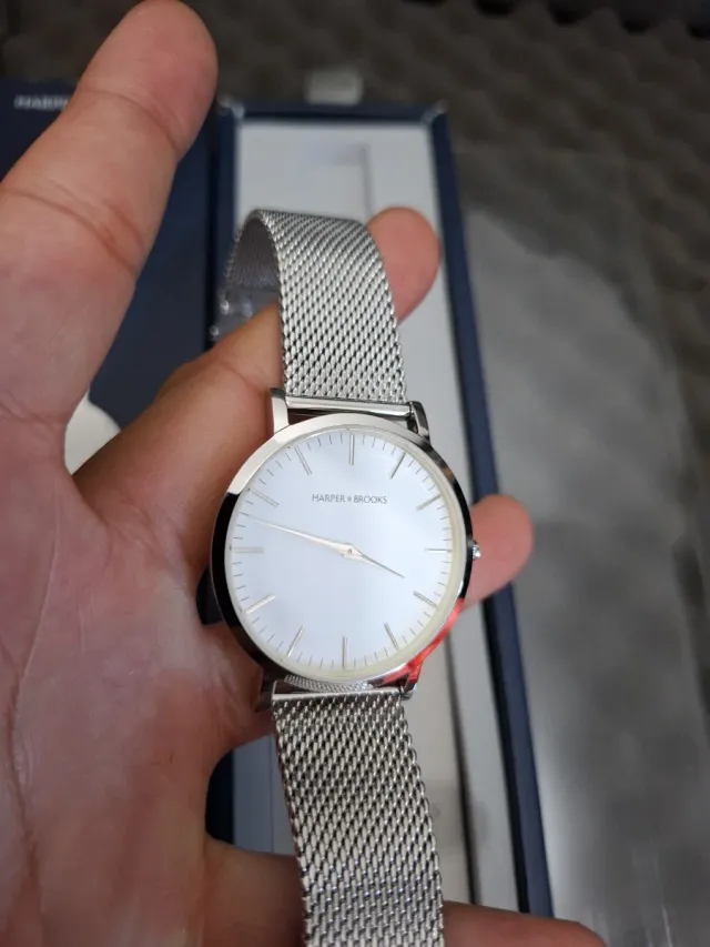 Relógio Harper Brooks com Malha Prata